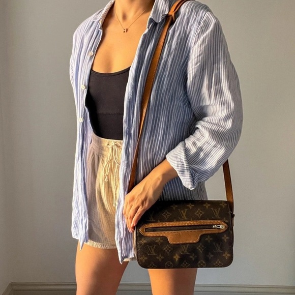 Vintage Louis Vuitton Shoulder Bag - Picture 11 of 11